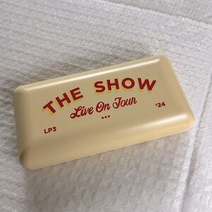 Niall Horan The Show: Live on Tour VIP ticket tin